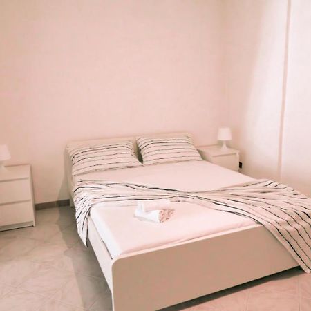 Perla Marina Room Полиняно а Маре Екстериор снимка